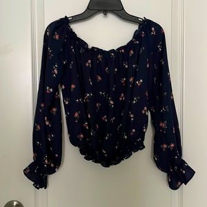 Arizona Jean Co navy floral cropped off-shoulder top